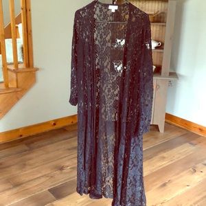 Medium LACE Sarah-Black!